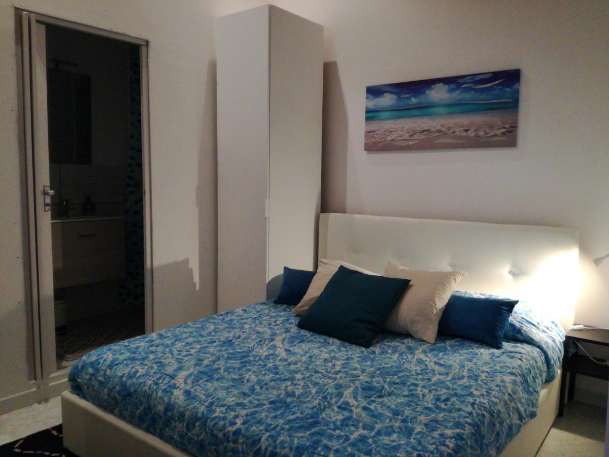 Hotel Stanza Azzurra à Sant'Egidio del Monte Albino Extérieur photo